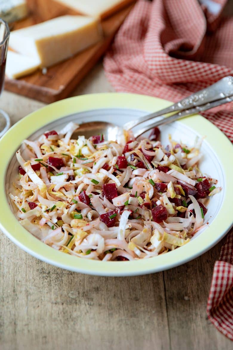 Salade d'endives et betterave. 