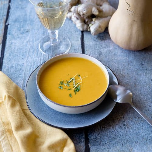 Soupe de butternut au gingembre, la recette facile.