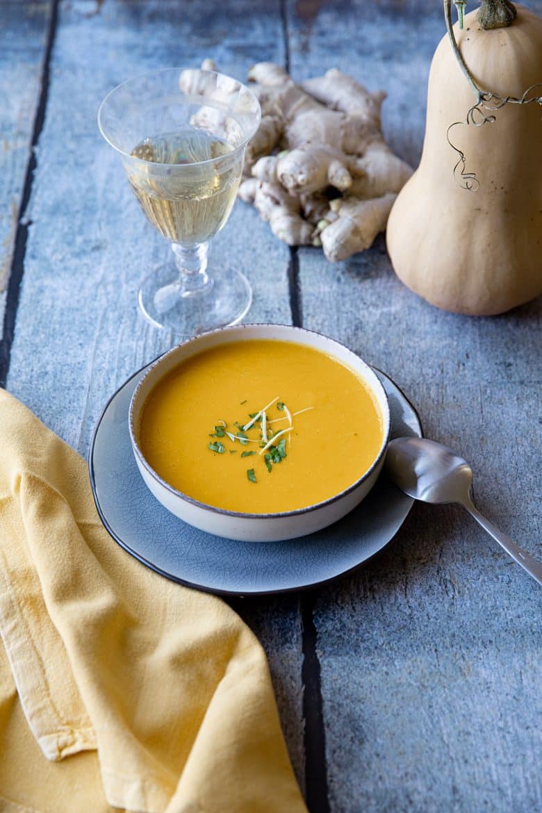 Soupe de butternut au gingembre, la recette facile. 