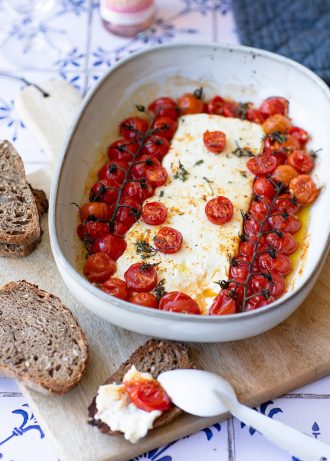 Feta rôtie aux tomates cerises. 