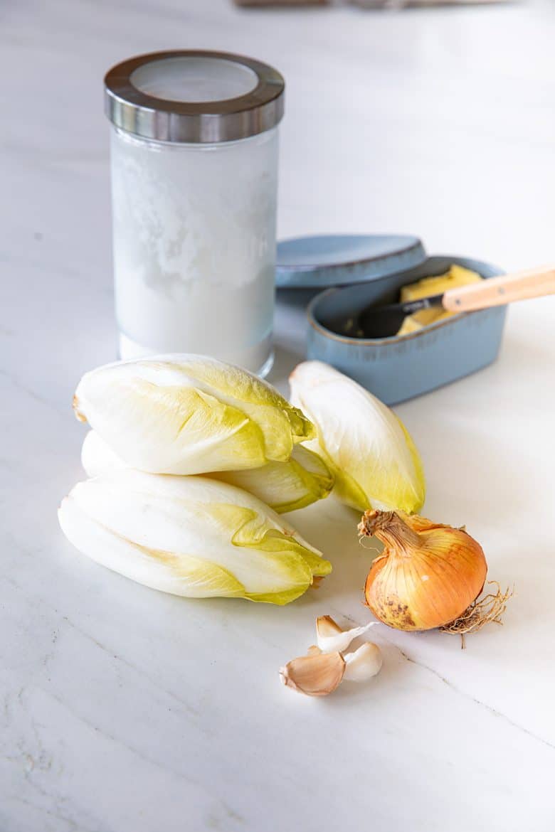 Les ingrédients du velouté d'endives ch'ti. 