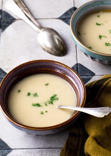 Velouté d'endives Ch'ti, une recette incontournable de la gastronomie du nord de la France.