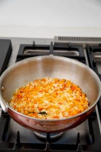 Risotto au potiron : réduction du vin blanc.